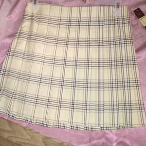 Plaid mini skirt